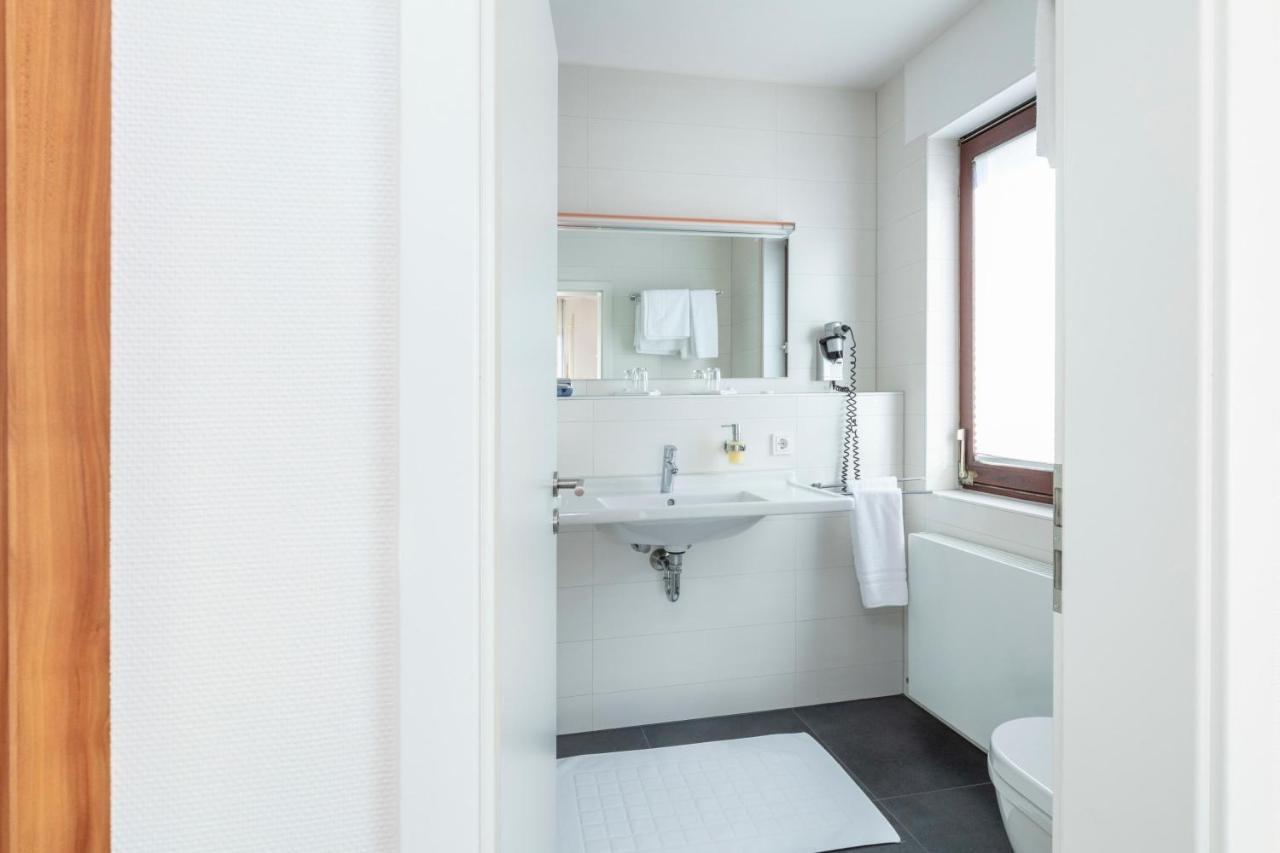 Hotel Krone Strassdorf Schwäbisch Gmünd Eksteriør billede
