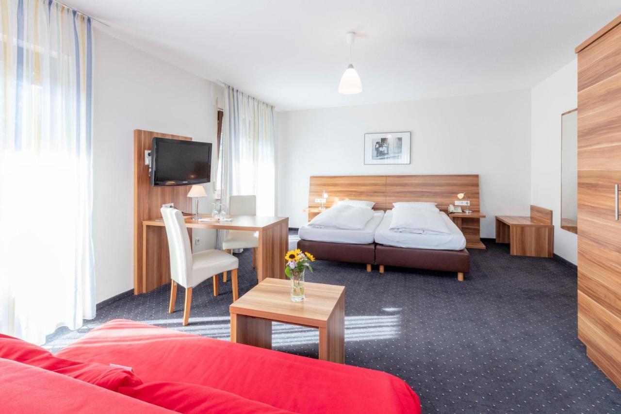 Hotel Krone Strassdorf Schwäbisch Gmünd Eksteriør billede