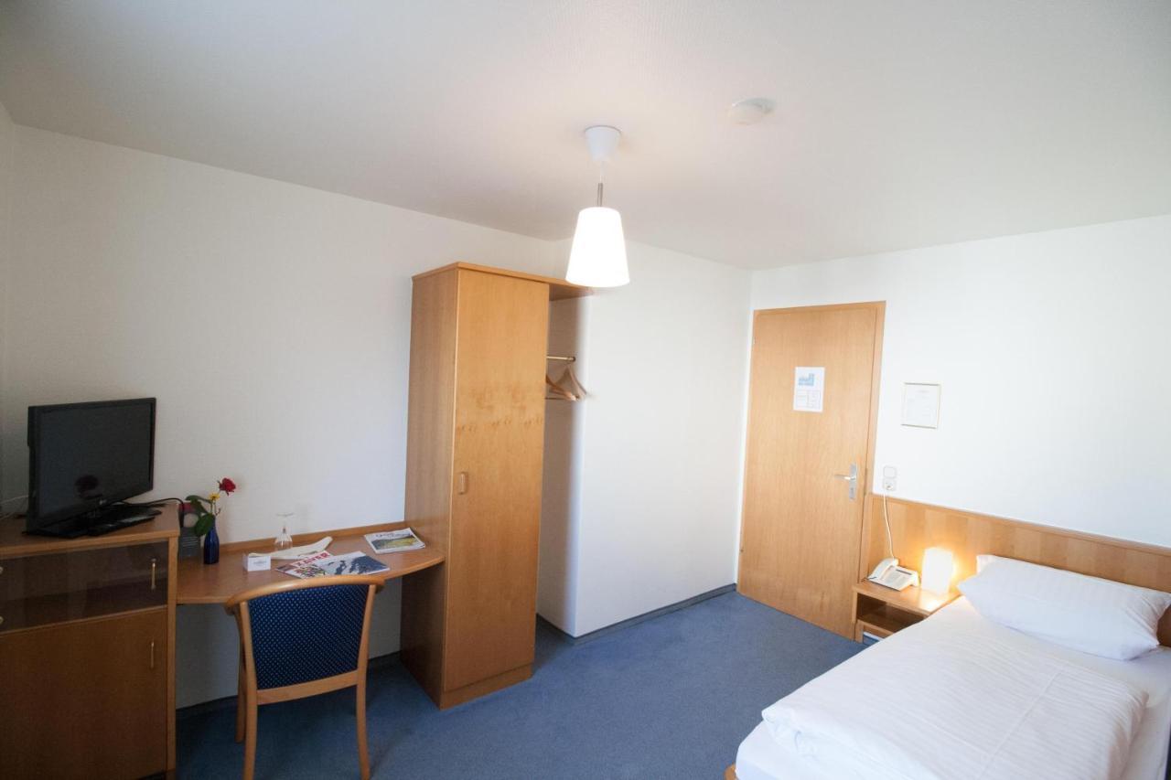 Hotel Krone Strassdorf Schwäbisch Gmünd Eksteriør billede