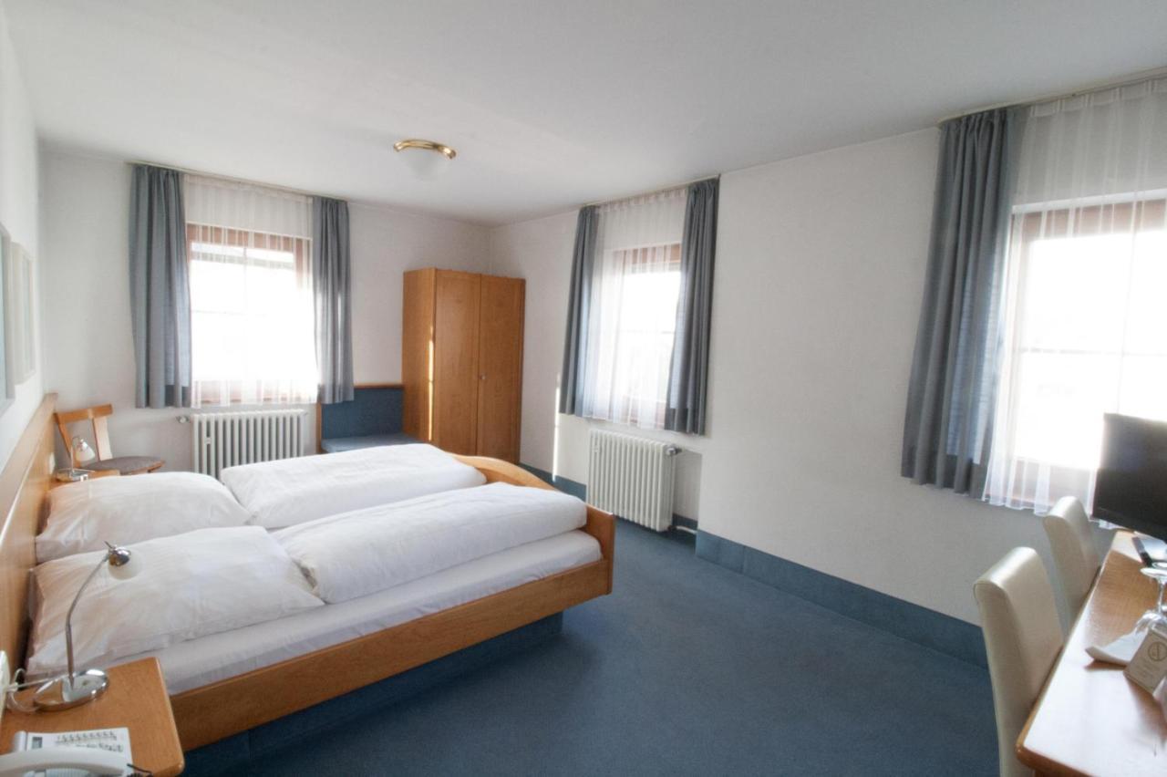 Hotel Krone Strassdorf Schwäbisch Gmünd Eksteriør billede